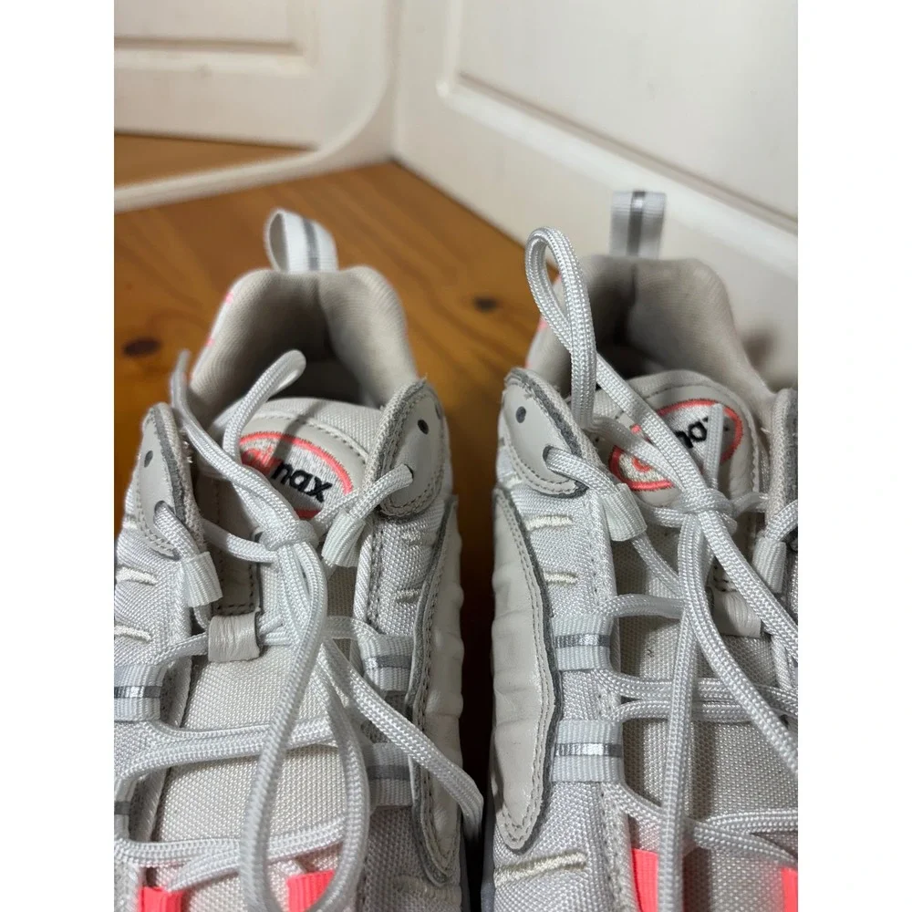 Nike Air Max 98 Women's Shoes White Rose Gold Pink‎ Silver Size 7.5